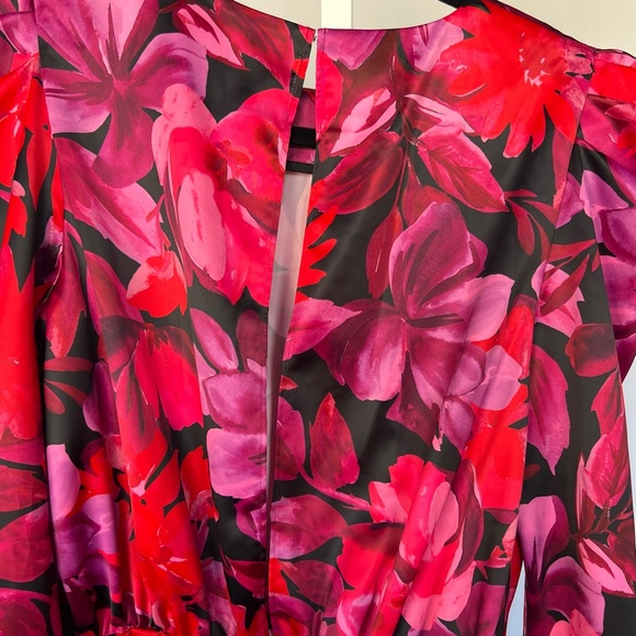 Revolve N.B.D Levigne Mini Dress Dark Floral print size SMALL - Picture 5 of 14